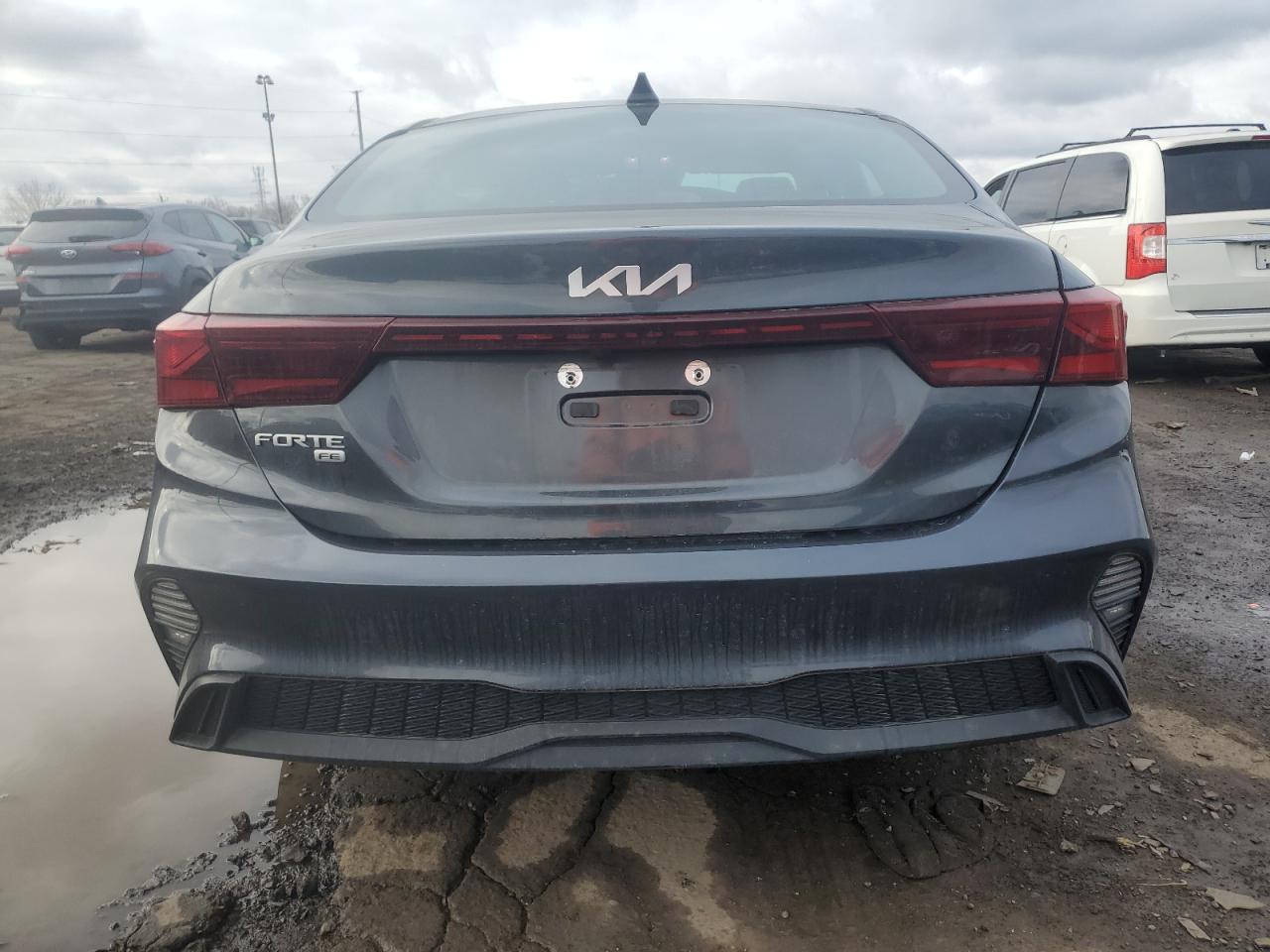 2022 KIA FORTE FE VIN:3KPF24AD1NE502365