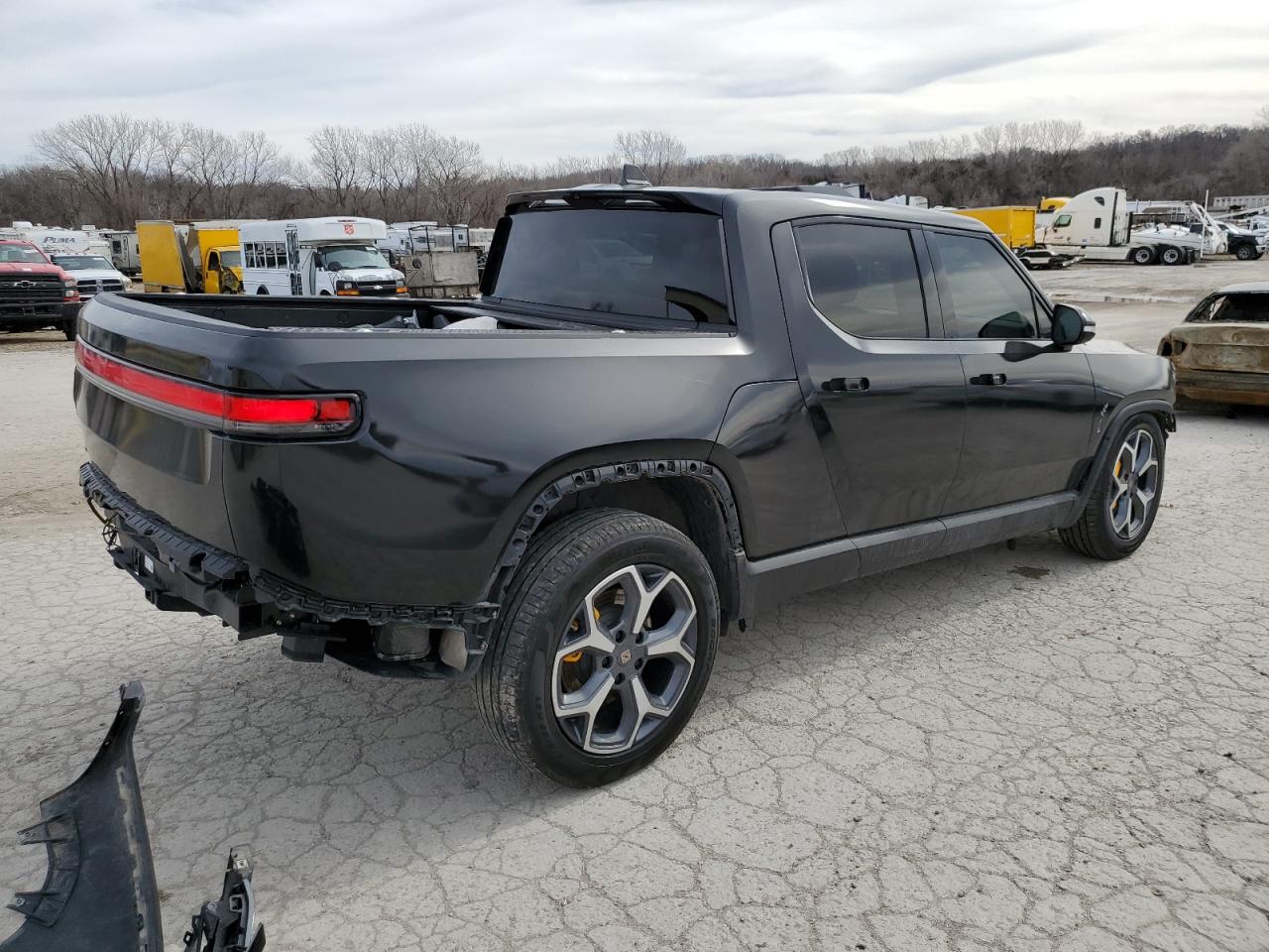 2022 RIVIAN R1T ADVENTURE VIN:7FCTGAAA9NN006731