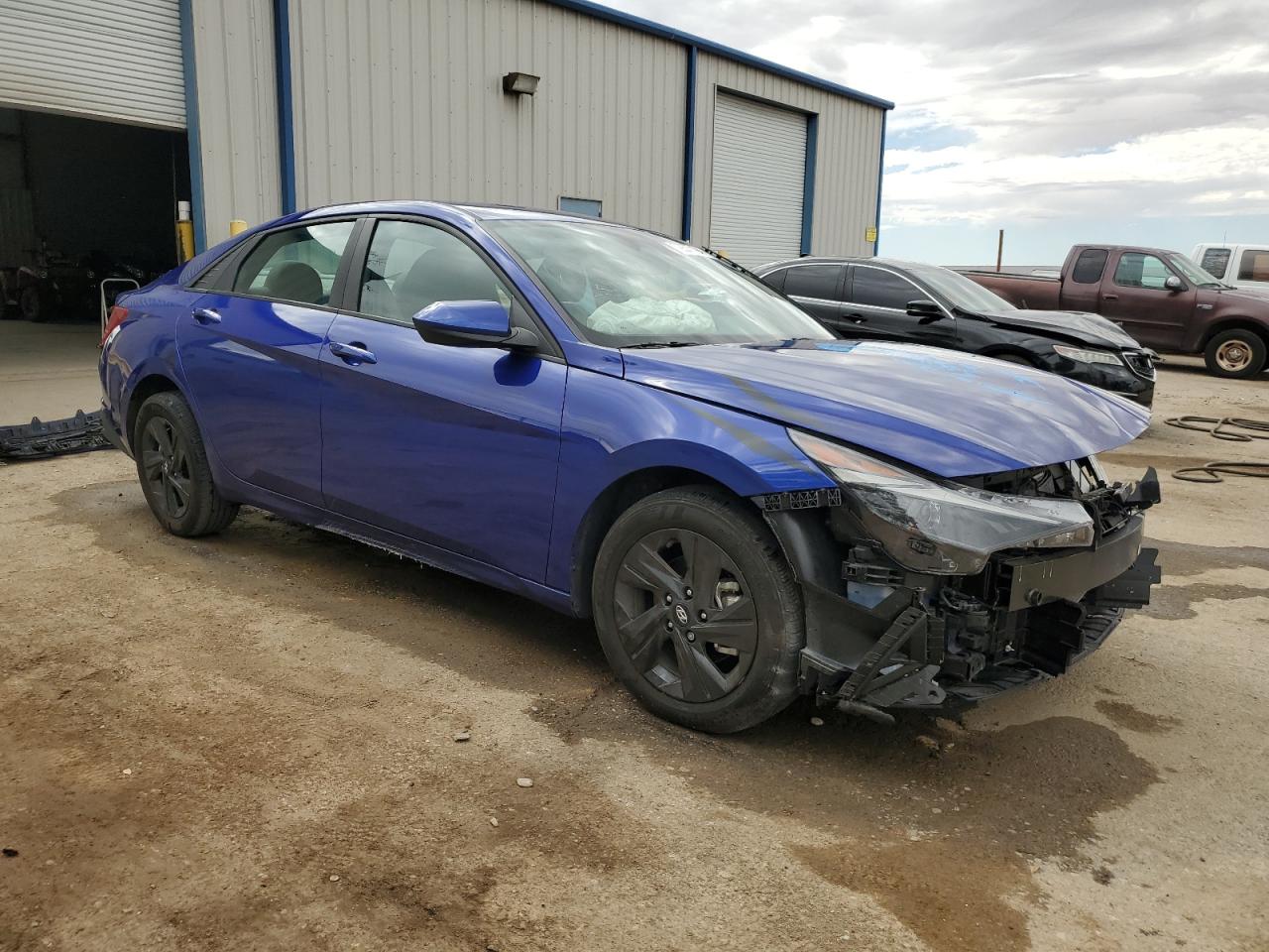 2023 HYUNDAI ELANTRA SEL VIN:KMHLM4AG2PU606144