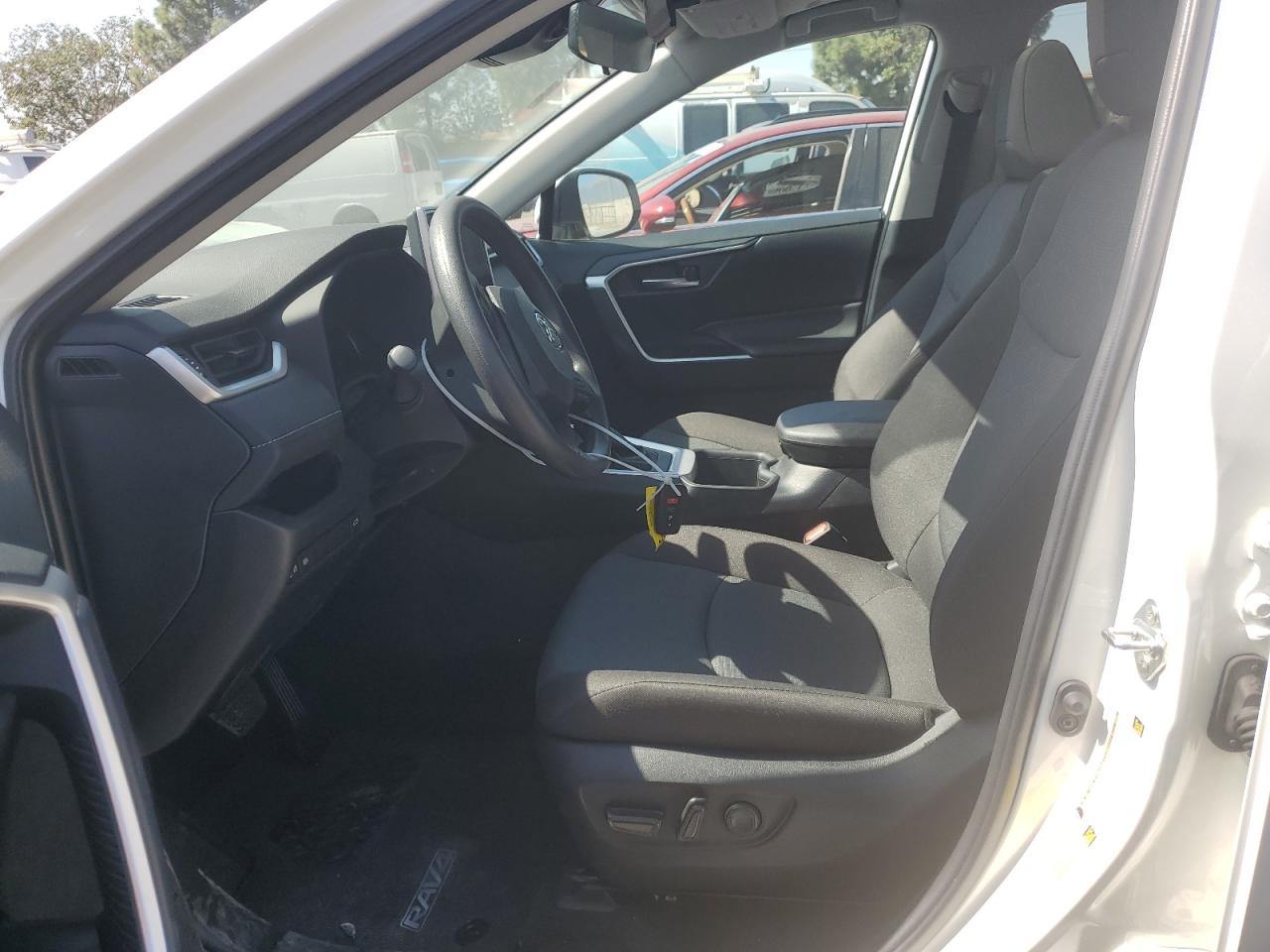 2024 TOYOTA RAV4 XLE VIN:2T3W1RFV2RC287026