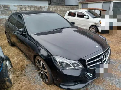 2015 Mercedes-Benz E 220 WDDHF0AB7FB163281 VIN:WDDHF0AB7FB163281