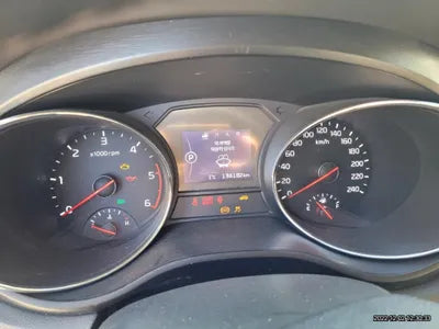 2016 Kia Carnival VIN: