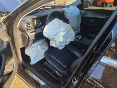 2016 Mercedes-Benz E 200 WDDZF4CB3HA112197 VIN:WDDZF4CB3HA112197