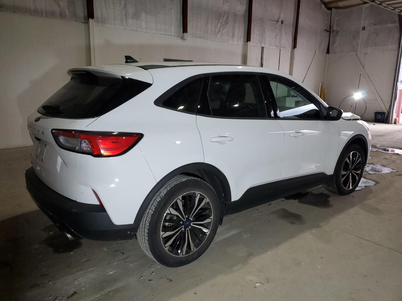 2022 FORD ESCAPE SE VIN:1FMCU0G66NUB09652