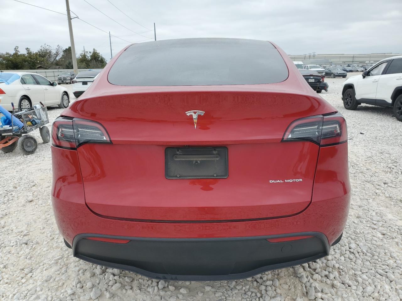 2023 TESLA MODEL Y  VIN:7SAYGDEE5PA064251
