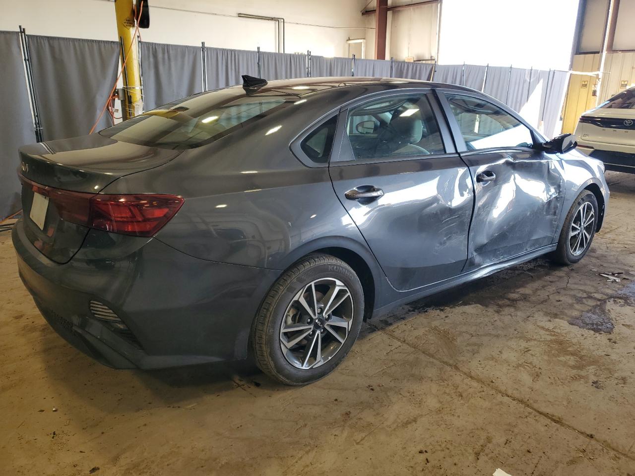 2023 KIA FORTE LX VIN:3KPF24AD8PE620464
