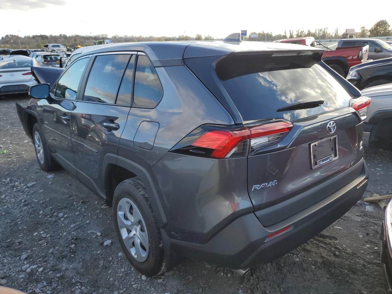 2022 TOYOTA RAV4 LE VIN:2T3G1RFV7NC311058