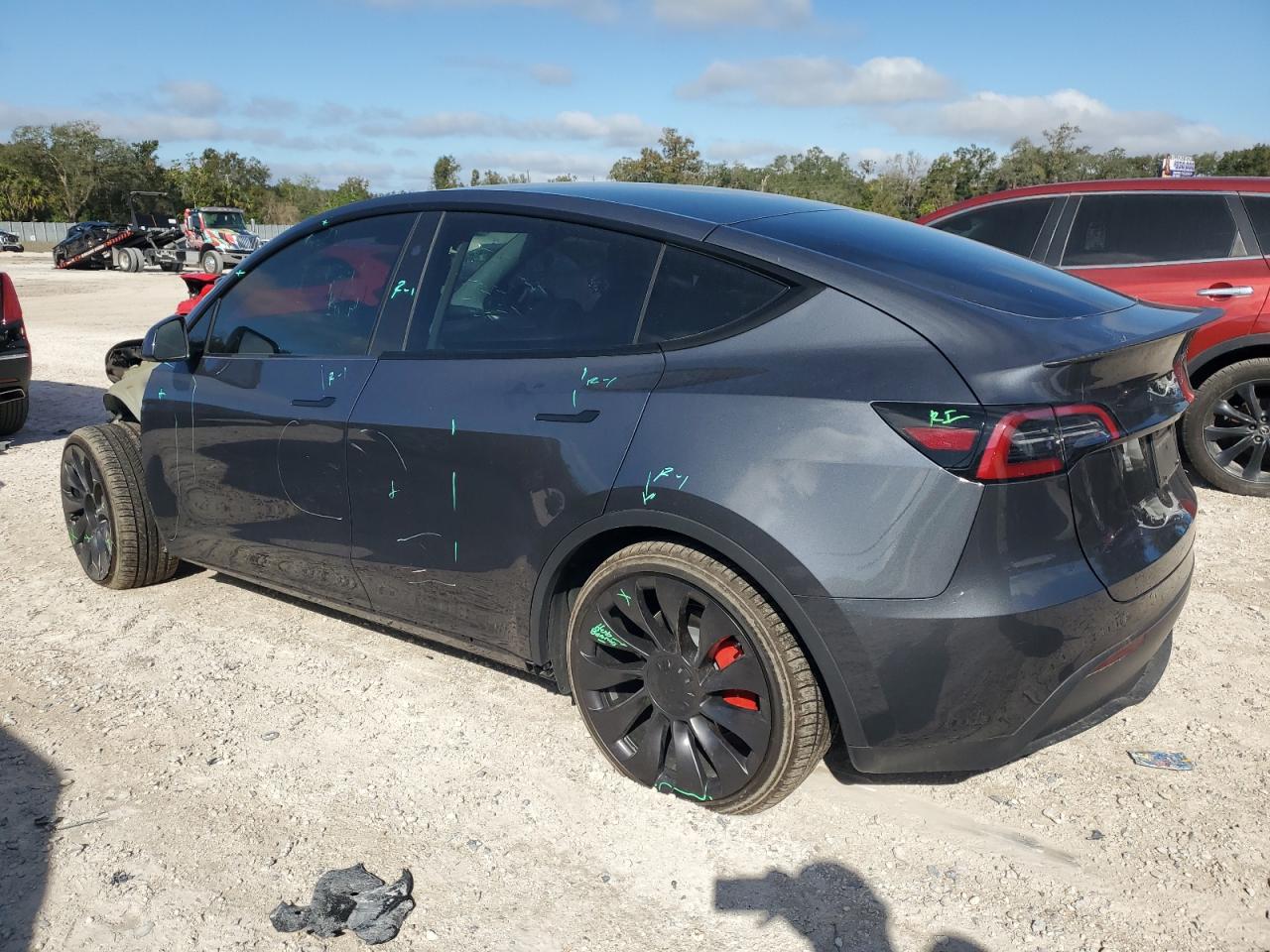 2023 TESLA MODEL Y  VIN:7SAYGDEF3PF906709
