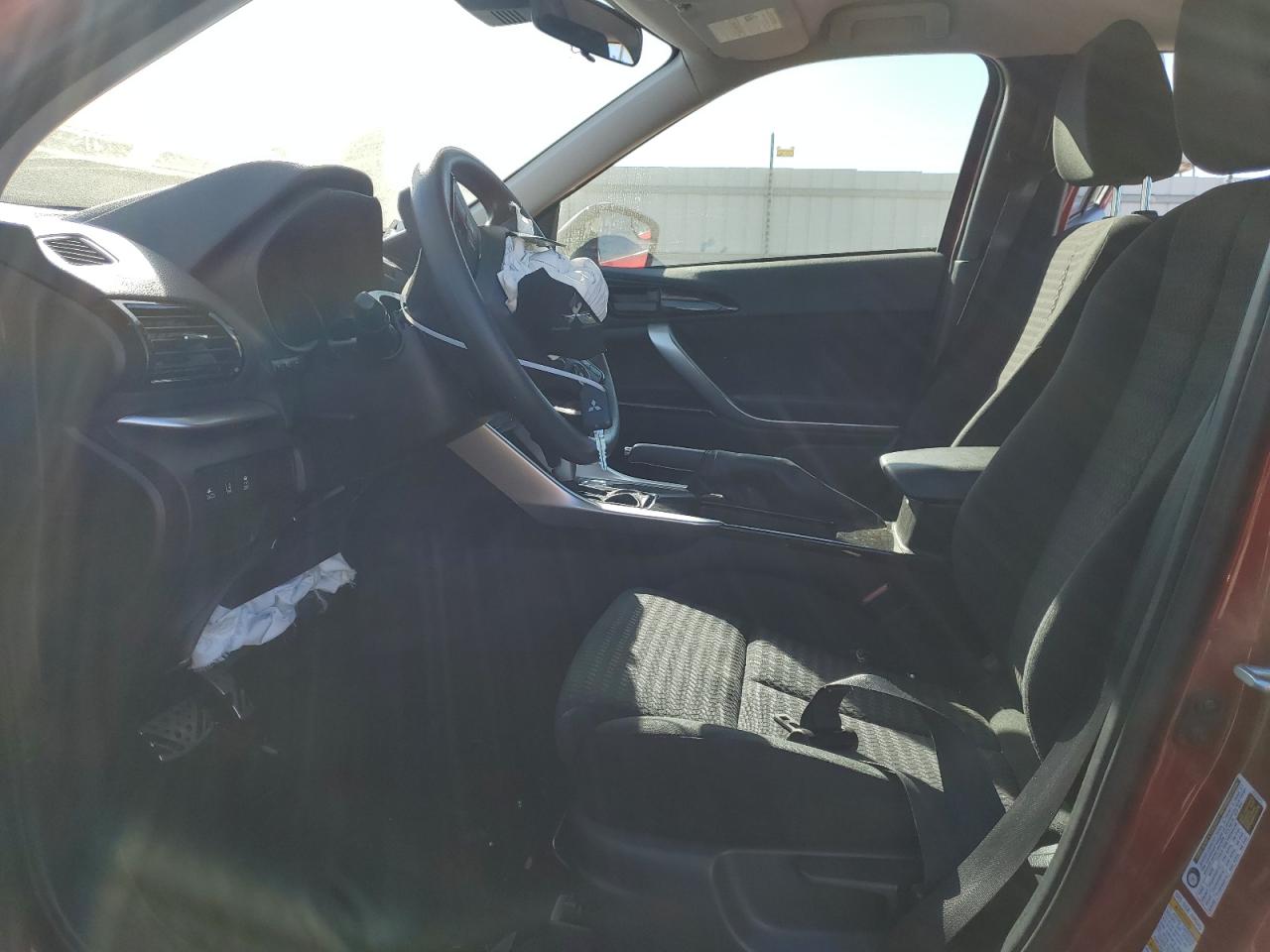 2022 MITSUBISHI ECLIPSE CROSS LE VIN:JA4ATVAA9NZ002231