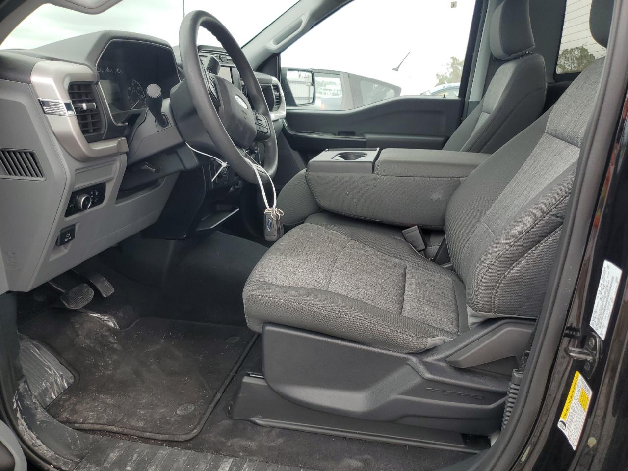 2023 FORD F150  VIN:1FTMF1C59PKF19852