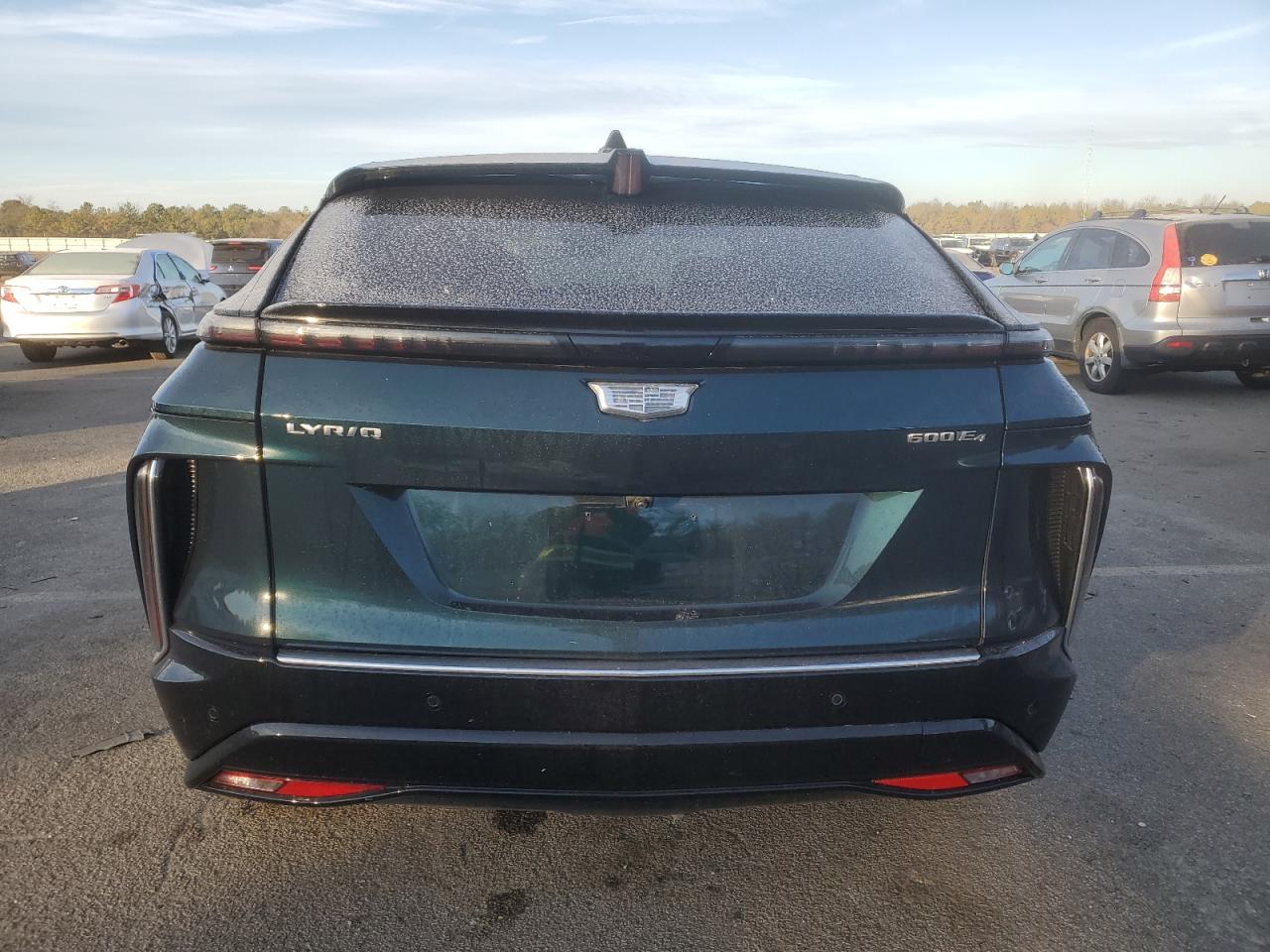 2024 CADILLAC LYRIQ LUXURY VIN:1GYKPRRL0RZ105680