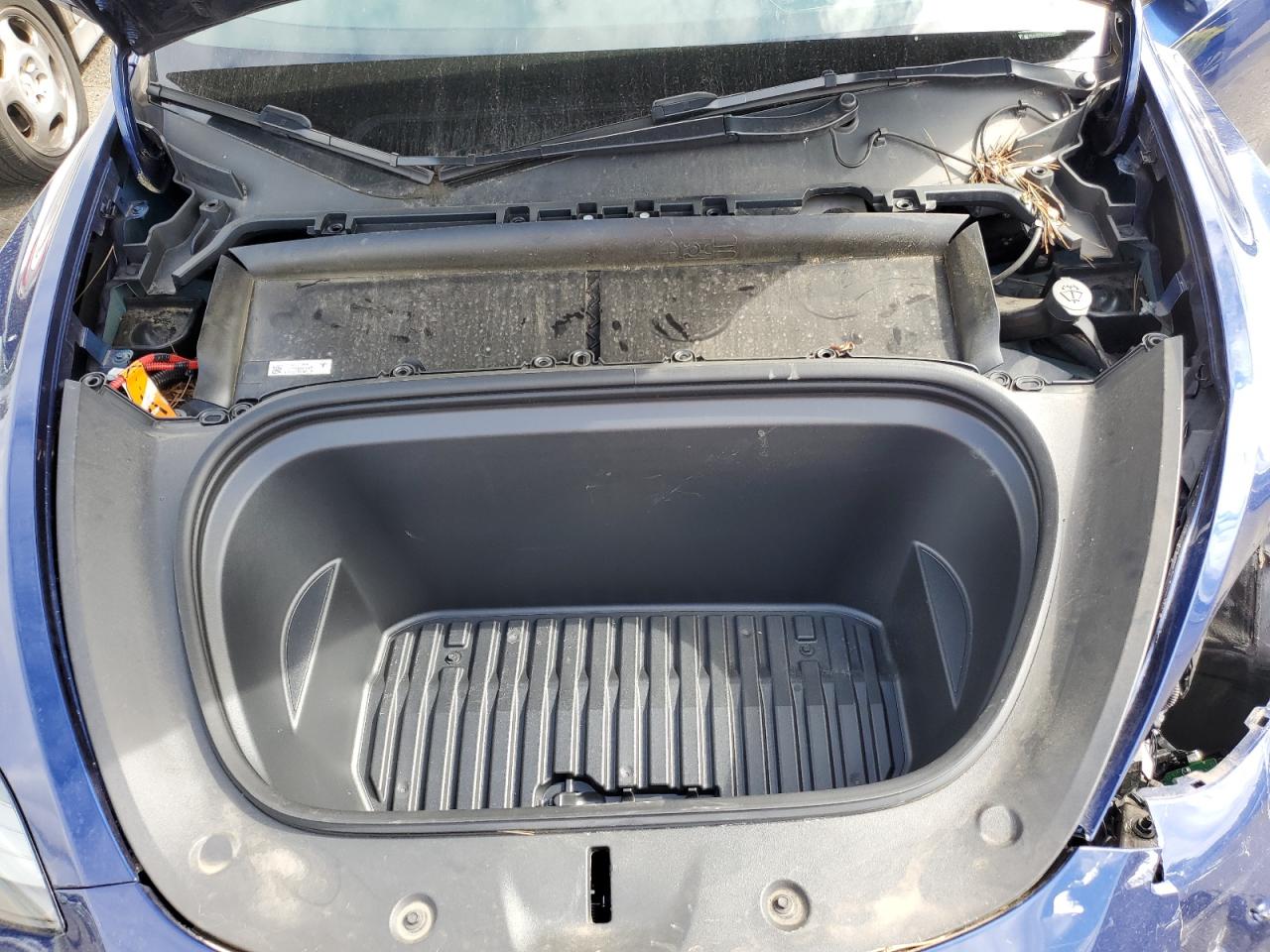 2023 TESLA MODEL Y  VIN:7SAYGDEE2PF592137