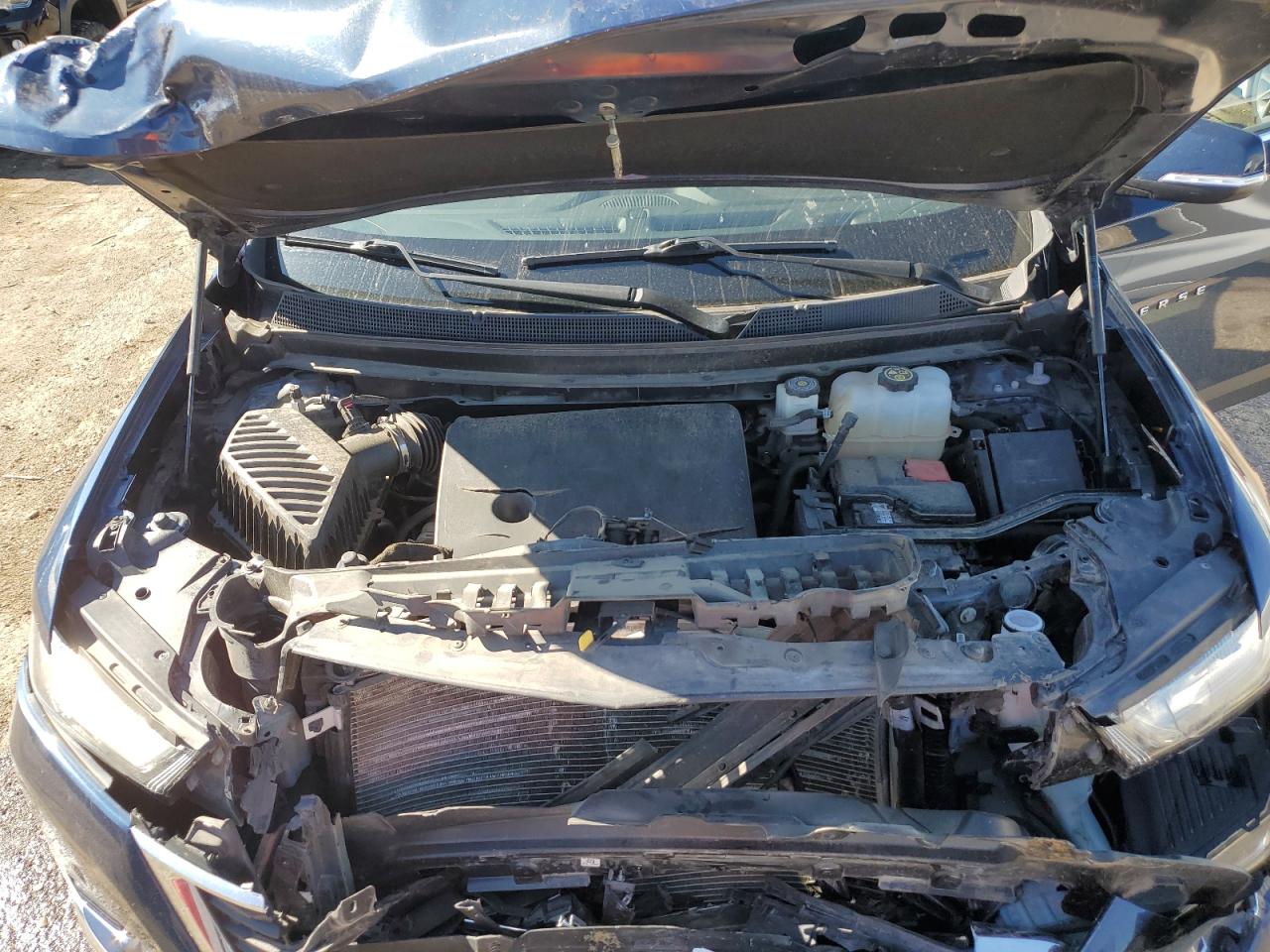 2022 CHEVROLET TRAVERSE LT VIN:1GNEVHKW7NJ114075