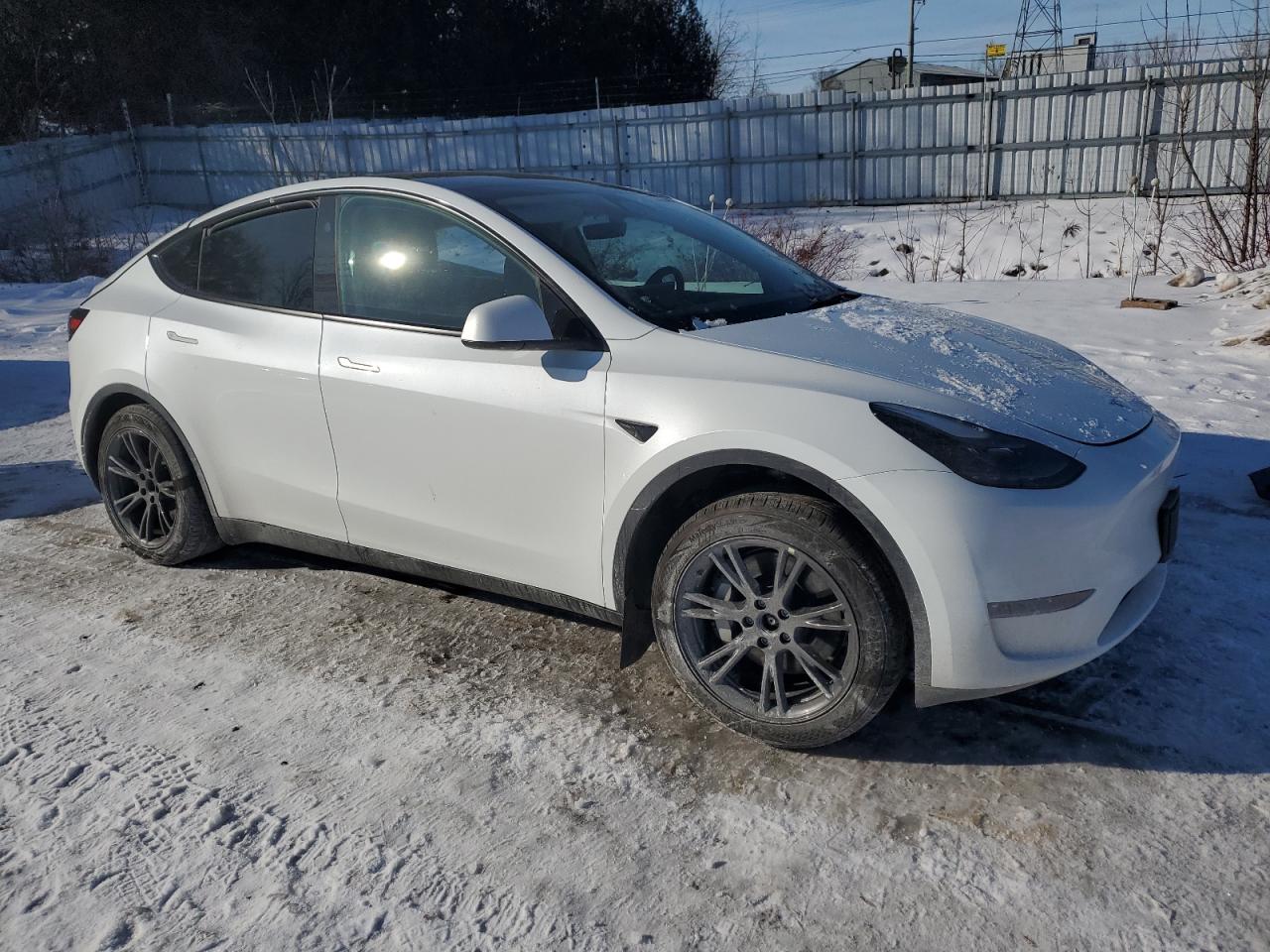 2024 TESLA MODEL Y  VIN:LRWYGDEE2RC661614