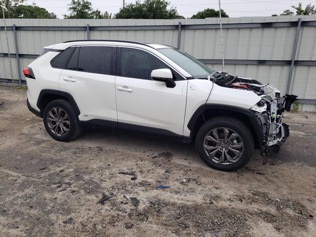 2022 TOYOTA RAV4 XLE PREMIUM VIN:4T3B6RFV4NU075740
