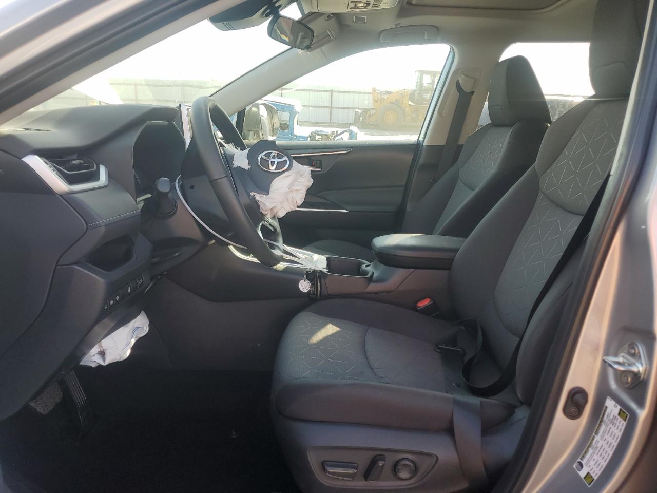 2023 TOYOTA RAV4 XLE VIN:2T3W1RFVXPW246106