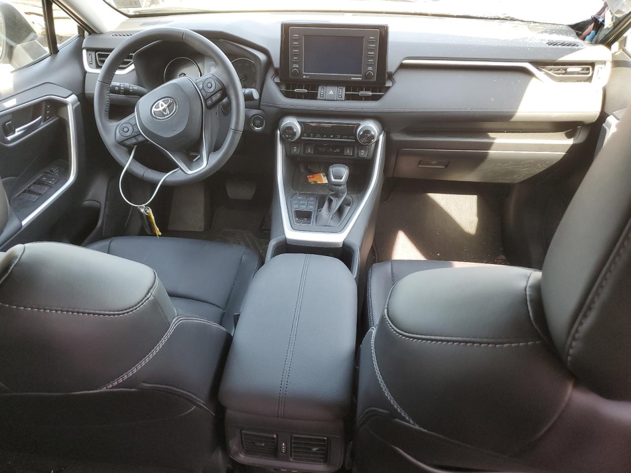 2022 TOYOTA RAV4 XLE PREMIUM VIN:2T3A1RFV7NW326695