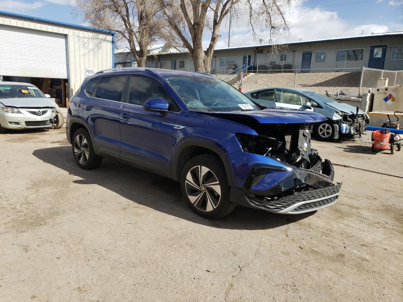 2024 VOLKSWAGEN TAOS SE VIN:3VVVX7B22RM088179