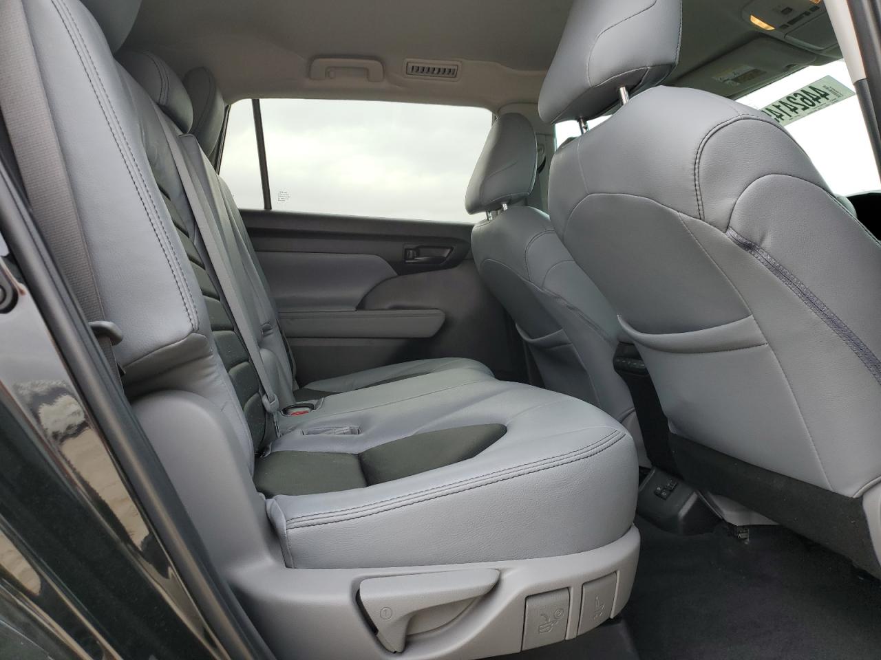 2024 TOYOTA HIGHLANDER LE VIN:5TDKDRAH5RS052255