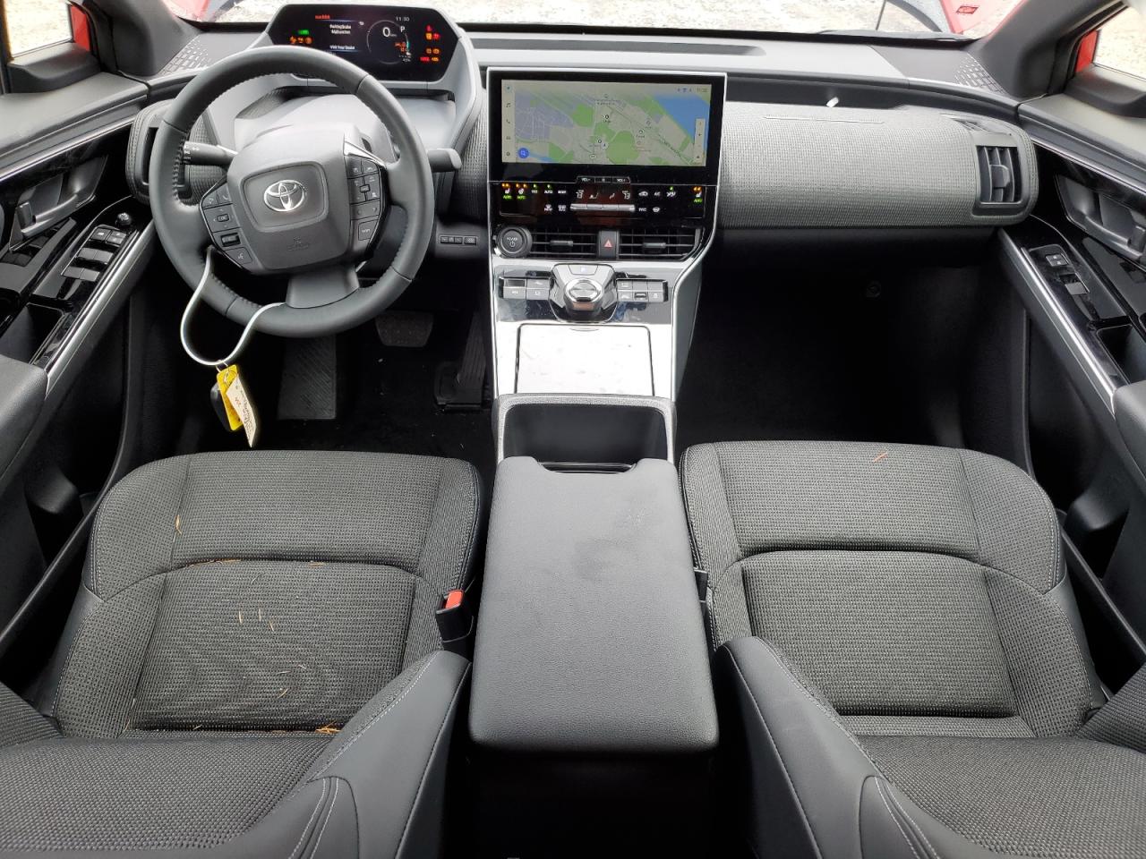 2024 TOYOTA BZ4X XLE VIN:JTMABACA5RA053082