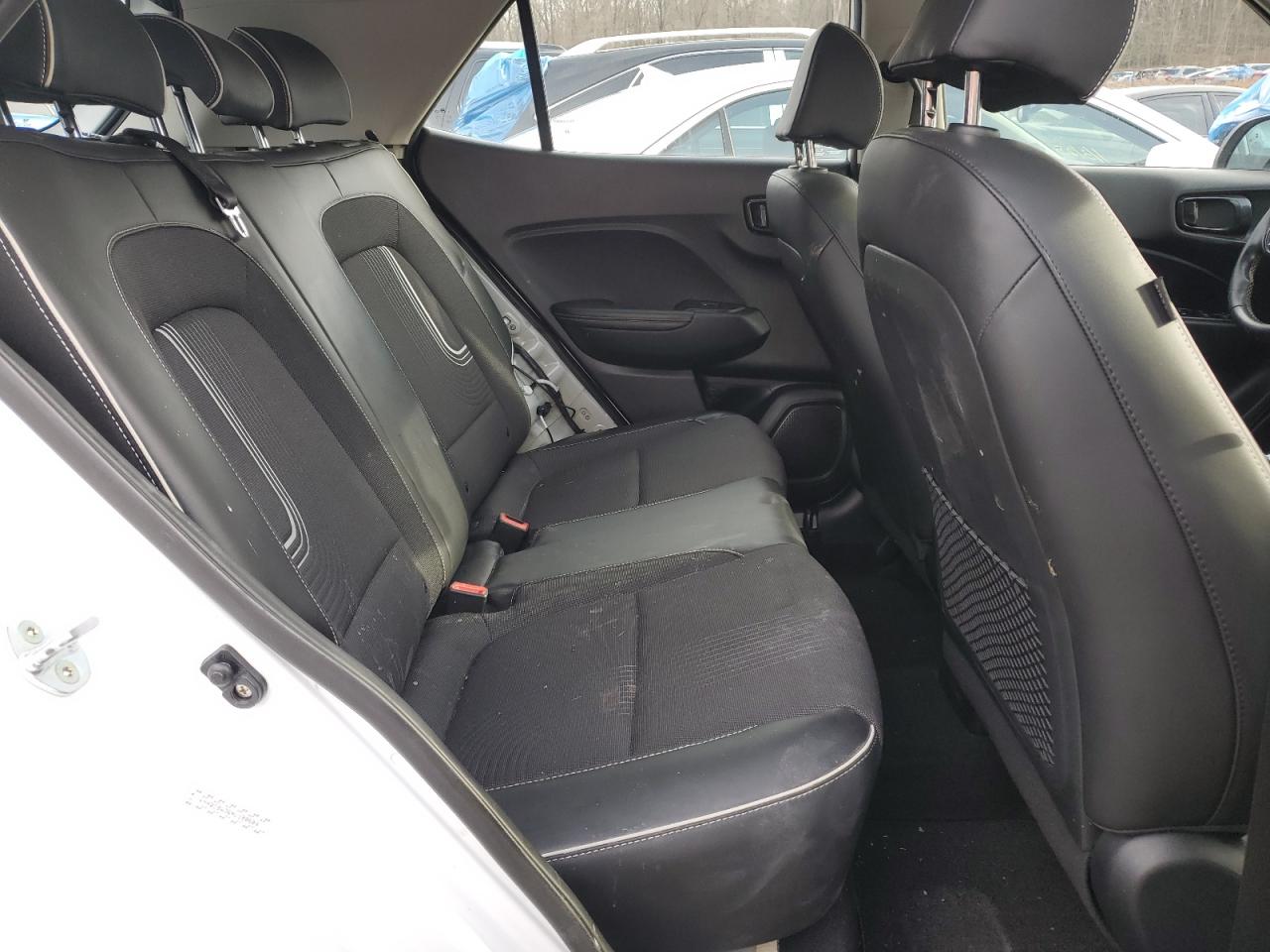 2022 HYUNDAI VENUE SEL VIN:KMHRC8A36NU180604