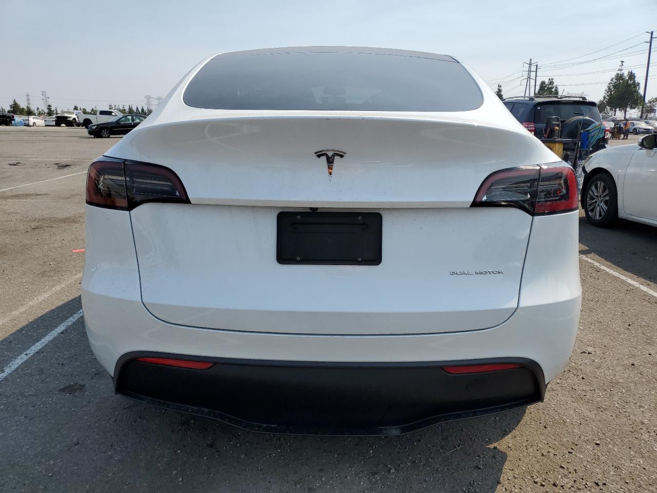 2023 TESLA MODEL Y  VIN:7SAYGDEE3PA040658