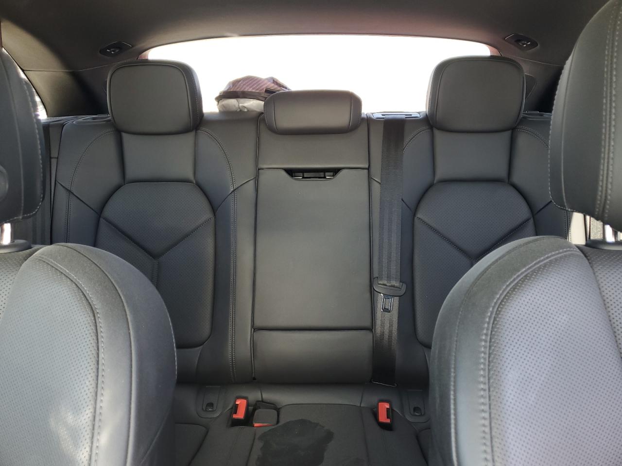 2022 PORSCHE MACAN  VIN:WP1AA2A58NLB07759