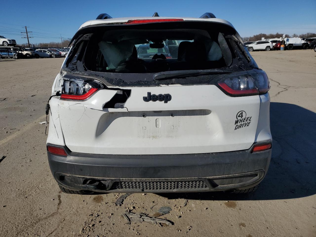 2022 JEEP CHEROKEE LATITUDE VIN:1C4PJMCX5ND556560