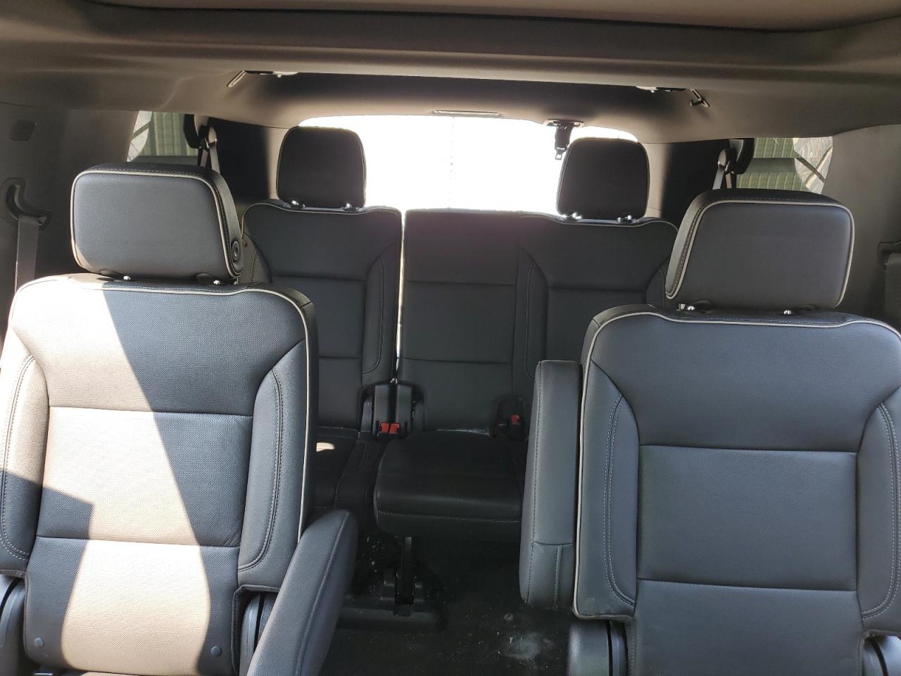 2022 GMC YUKON SLT VIN:1GKS1BKD2NR276432