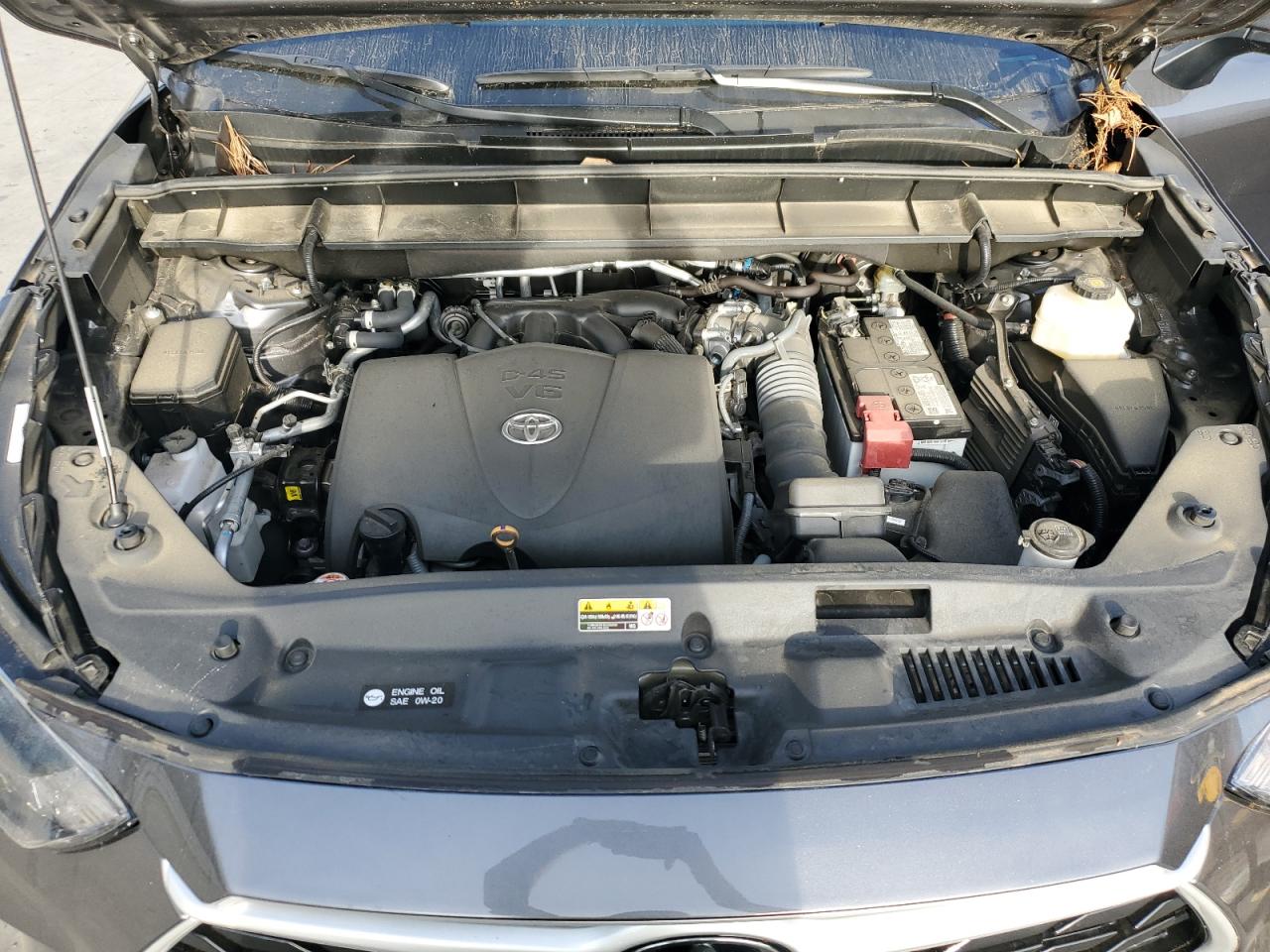 2022 TOYOTA HIGHLANDER XLE VIN:5TDGZRAH7NS556775