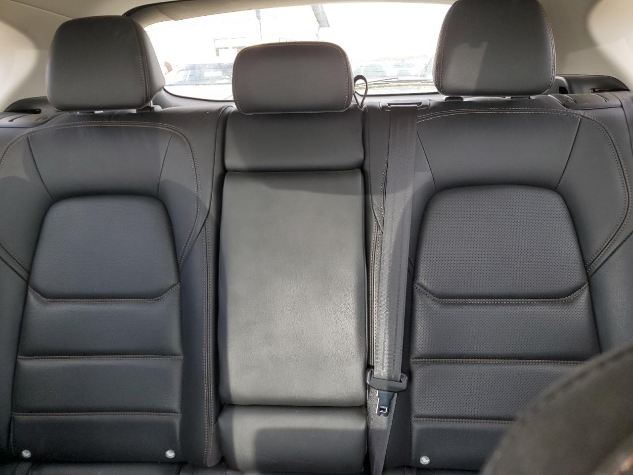 2022 MAZDA CX-5 PREFERRED VIN:JM3KFBCM6N1591946