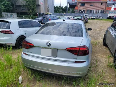 2018 Volkswagen Passat VIN: