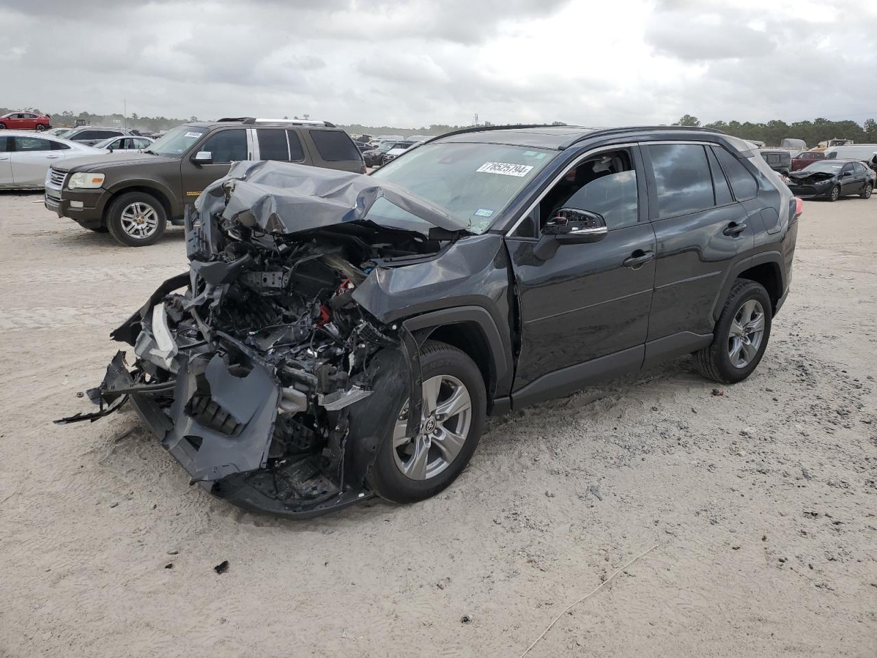 2024 TOYOTA RAV4 XLE VIN:2T3W1RFVXRC288683