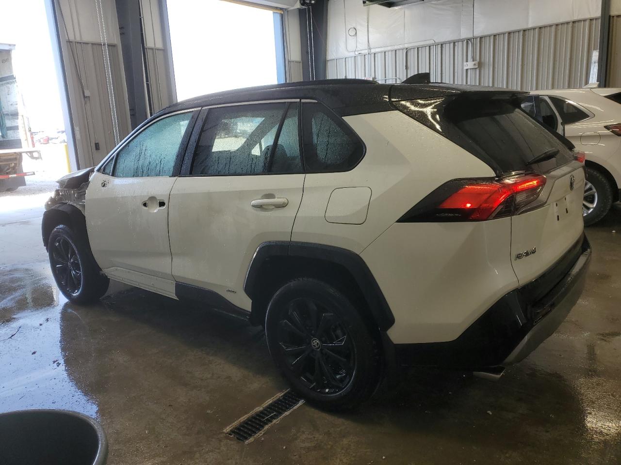 2022 TOYOTA RAV4 XSE VIN:4T3E6RFV4NU084581