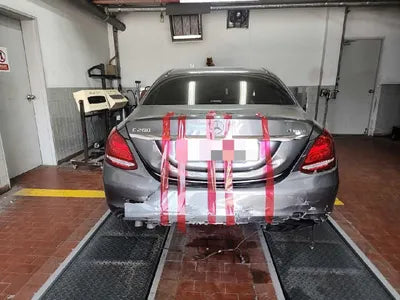 2017 Mercedes-Benz C 200 VIN: