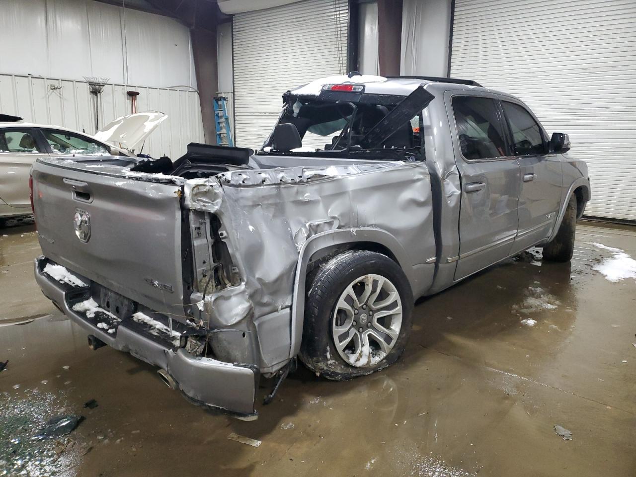 2024 RAM 1500 LIMITED VIN:1C6SRFHT6RN225093