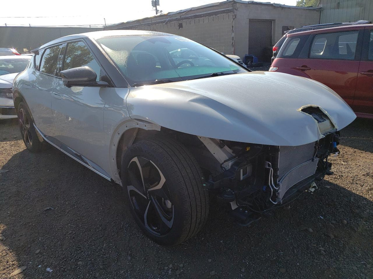 2022 KIA EV6 LIGHT VIN:KNDC3DLC5N5028615