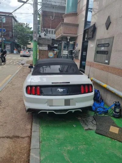 2015 Ford Mustang VIN: