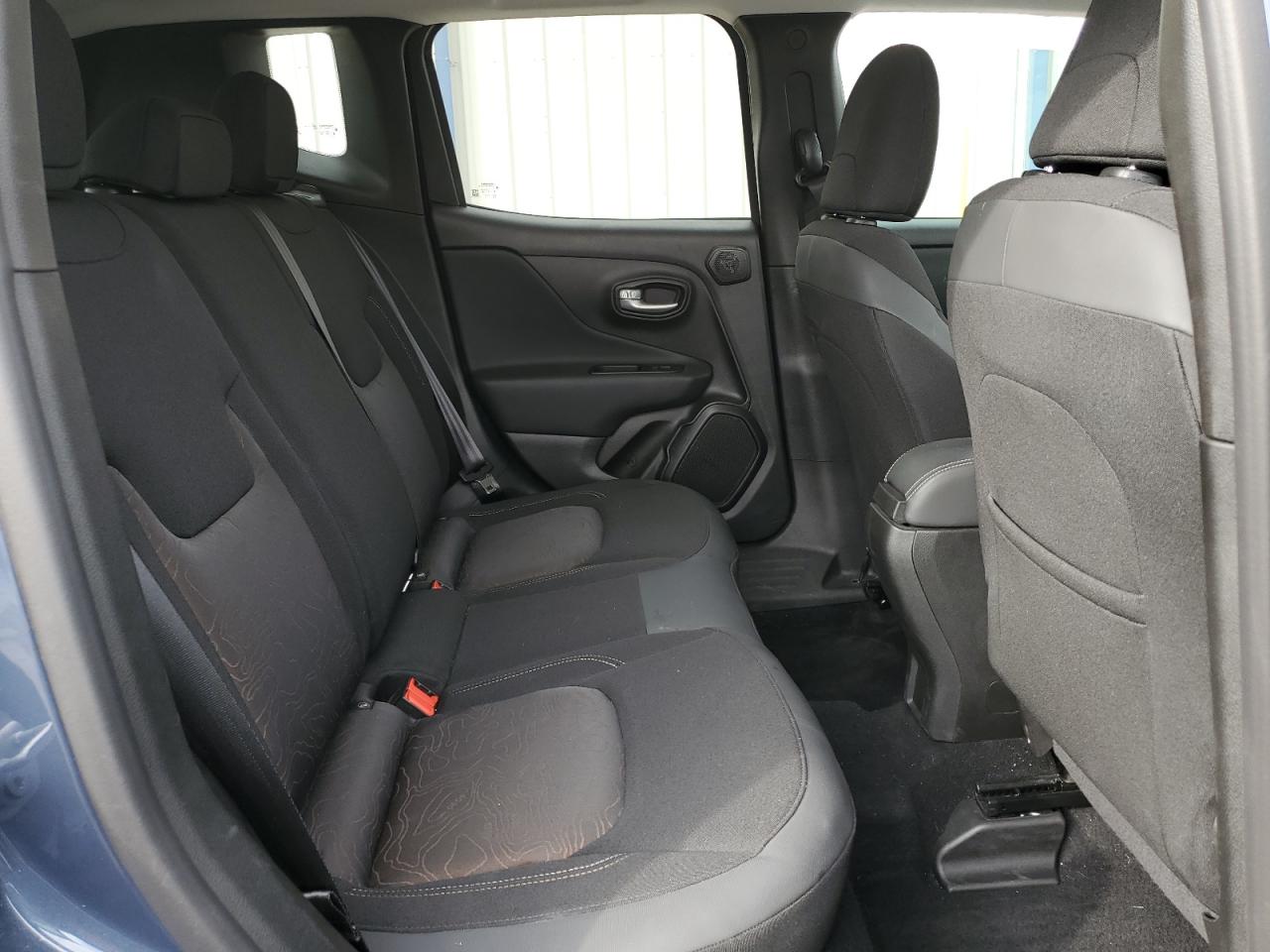 2023 JEEP RENEGADE LATITUDE VIN:ZACNJDB16PPP41240