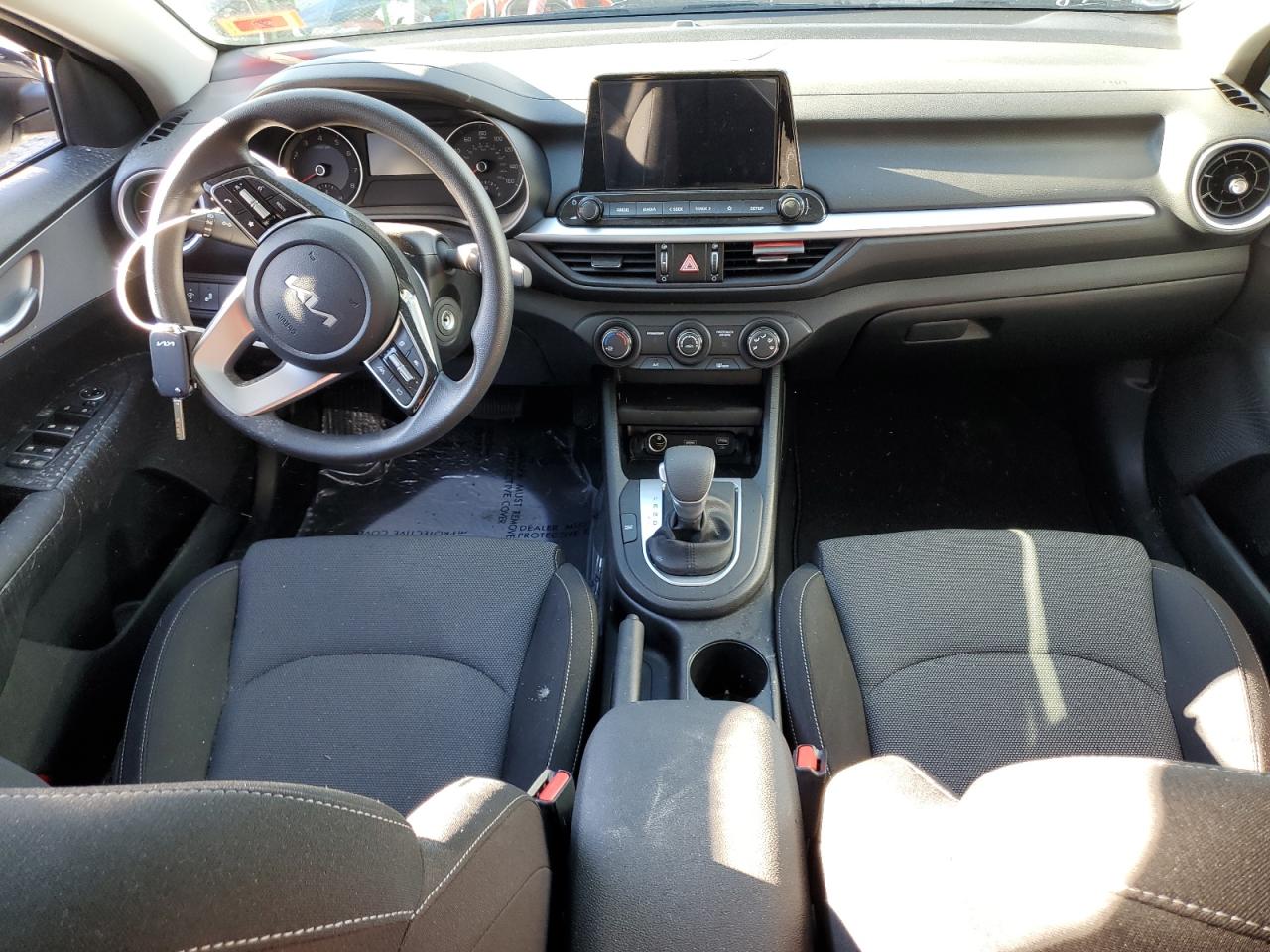 2024 KIA FORTE LX VIN:3KPF24AD9RE830977