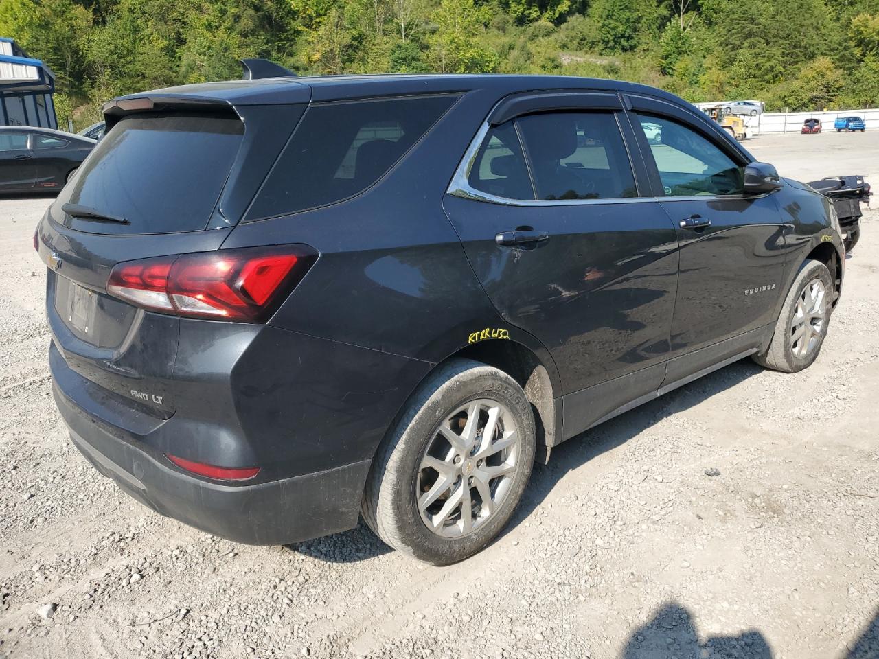 2022 CHEVROLET EQUINOX LT VIN:2GNAXUEV5N6137131