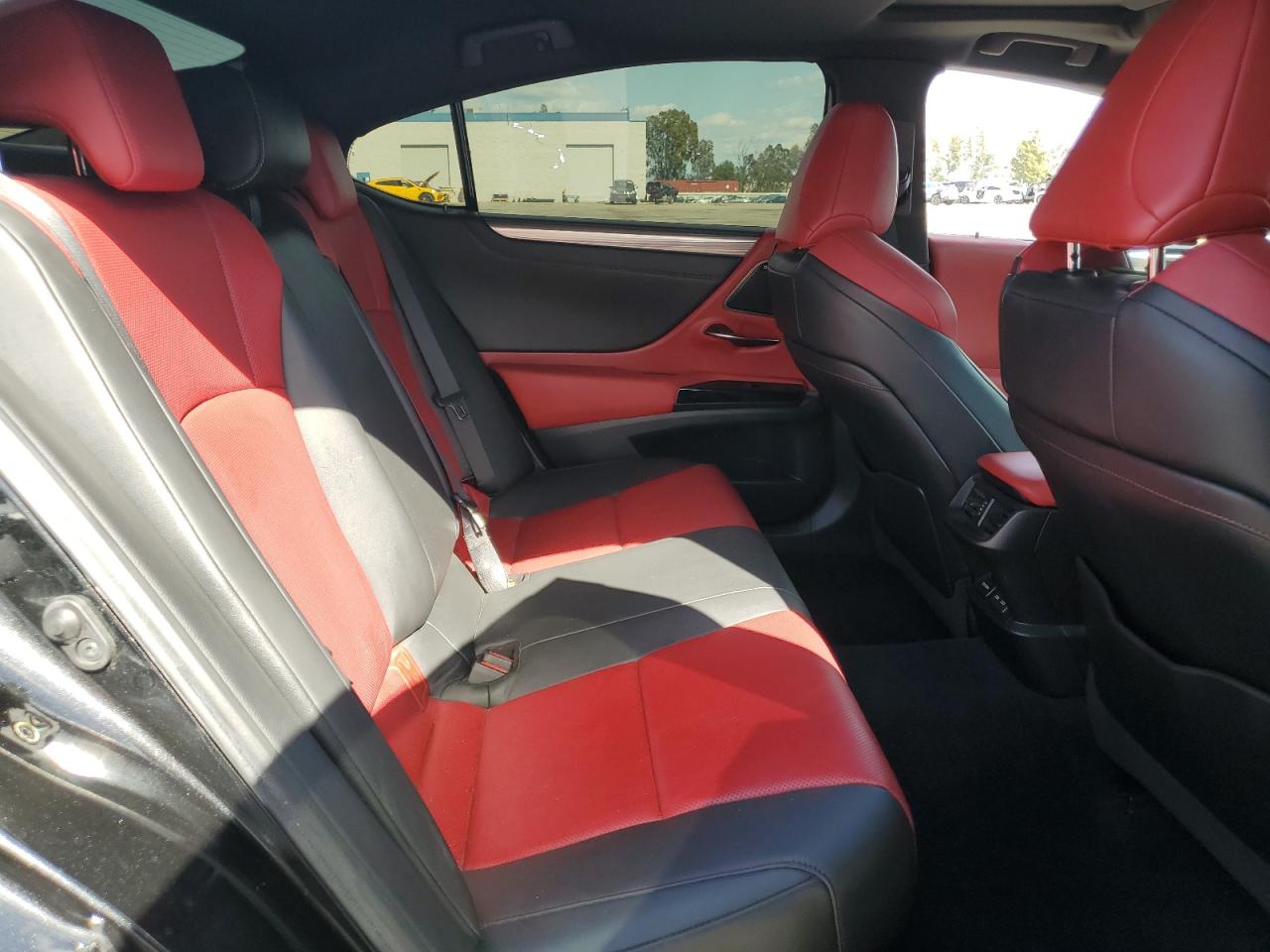 2022 LEXUS ES 250 BASE VIN:58AG11D15NU009821