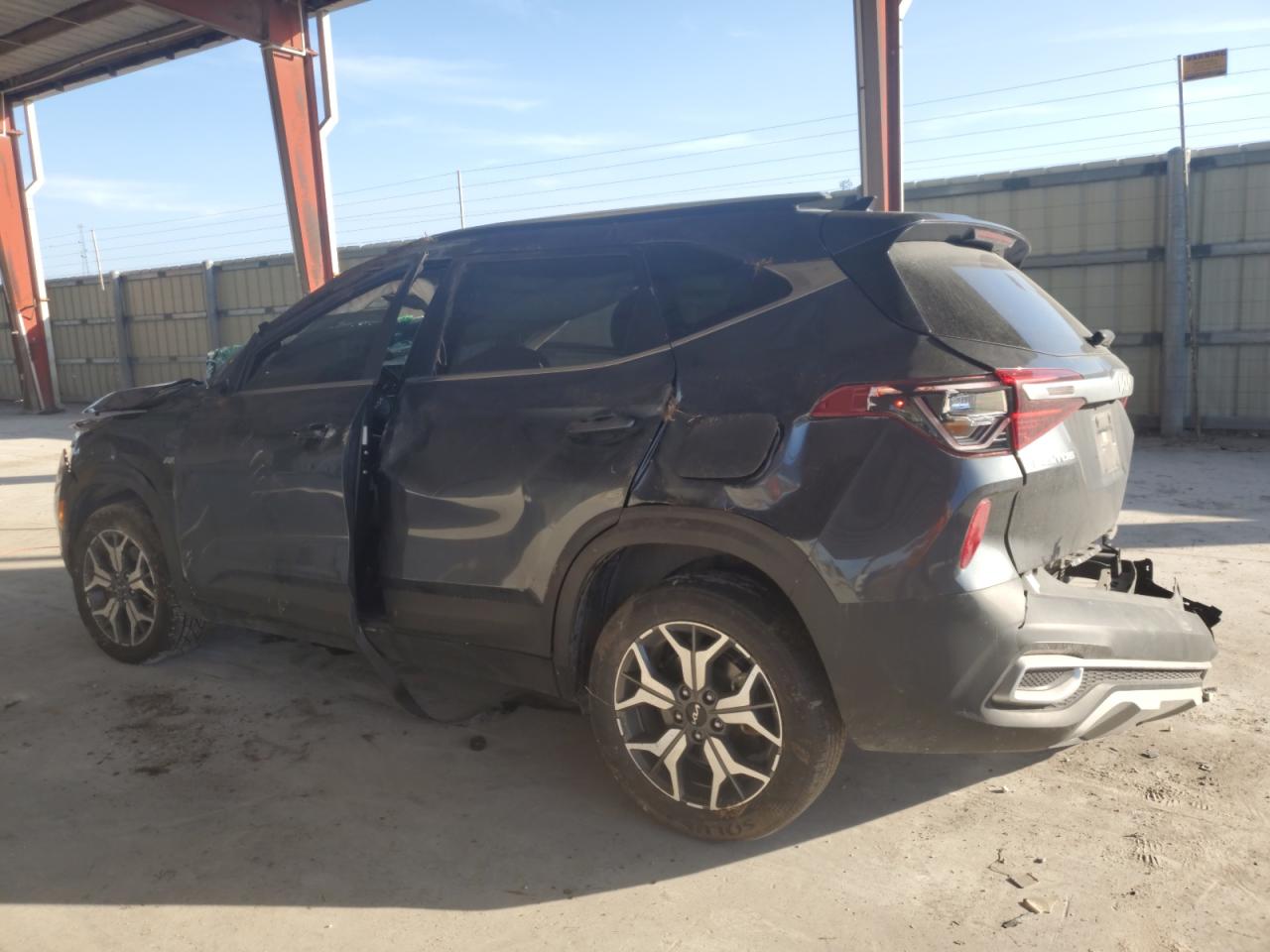 2022 KIA SELTOS EX VIN:KNDERCAAXN7313253