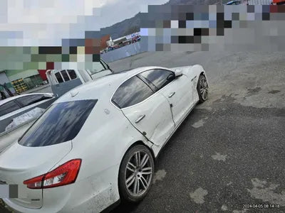 2017 Maserati Ghibli VIN: