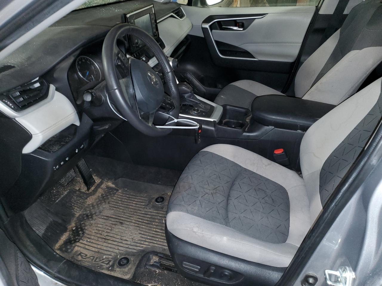 2022 TOYOTA RAV4 XLE VIN:4T3RWRFV7NU050314