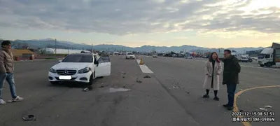 2015 Mercedes-Benz E 300 WDDHF8BB8FB166557 VIN:WDDHF8BB8FB166557