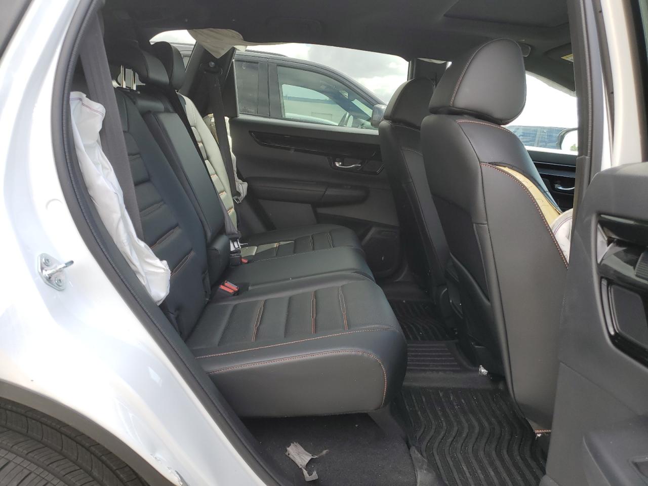 2024 HONDA CR-V SPORT TOURING VIN:7FARS6H93RE042494