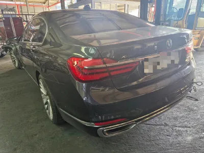 2018 BMW 750 VIN: