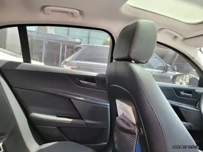 2015 Jaguar XE SAJAB4BN7GA929011 VIN:SAJAB4BN7GA929011