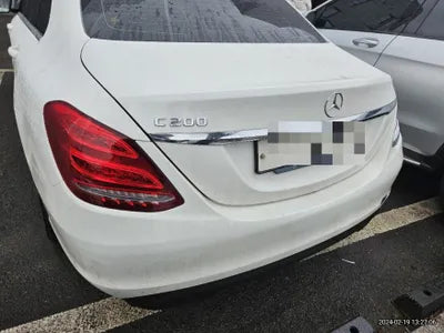 2017 Mercedes-Benz C 200 VIN: